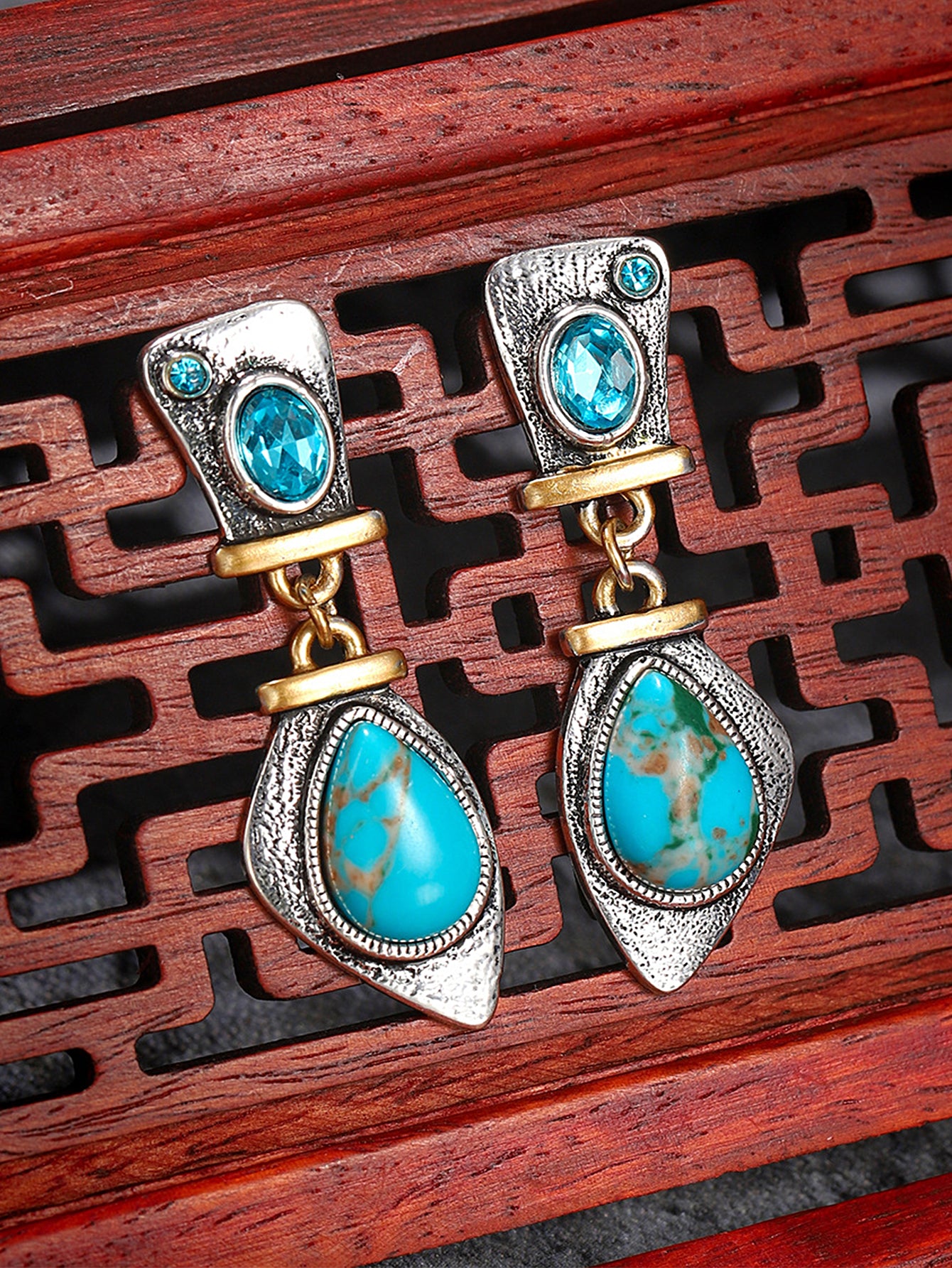 Personalized Solid Color Dual-use Short Earrings