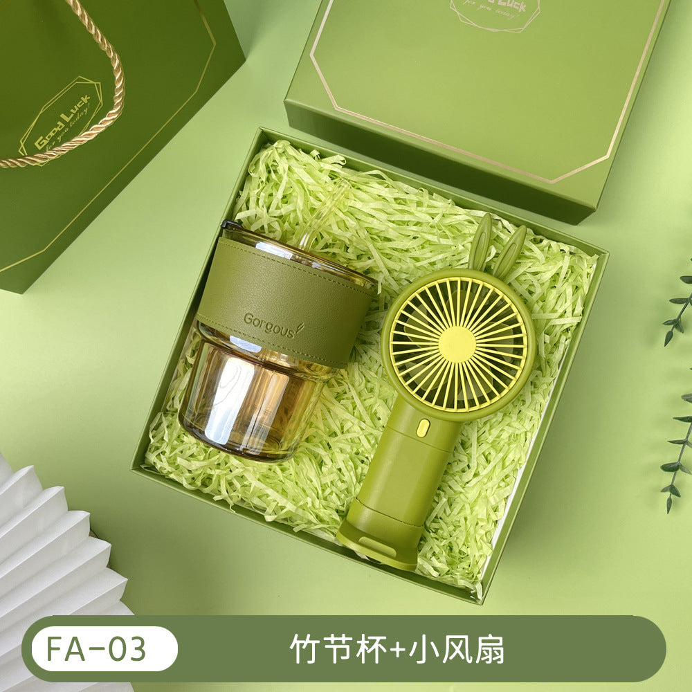 Teacher's Day Souvenirs, Practical Opening Gifts, Corporate Company Gifts for Female Employees and Customers, Cups, Creative Towel Gifts