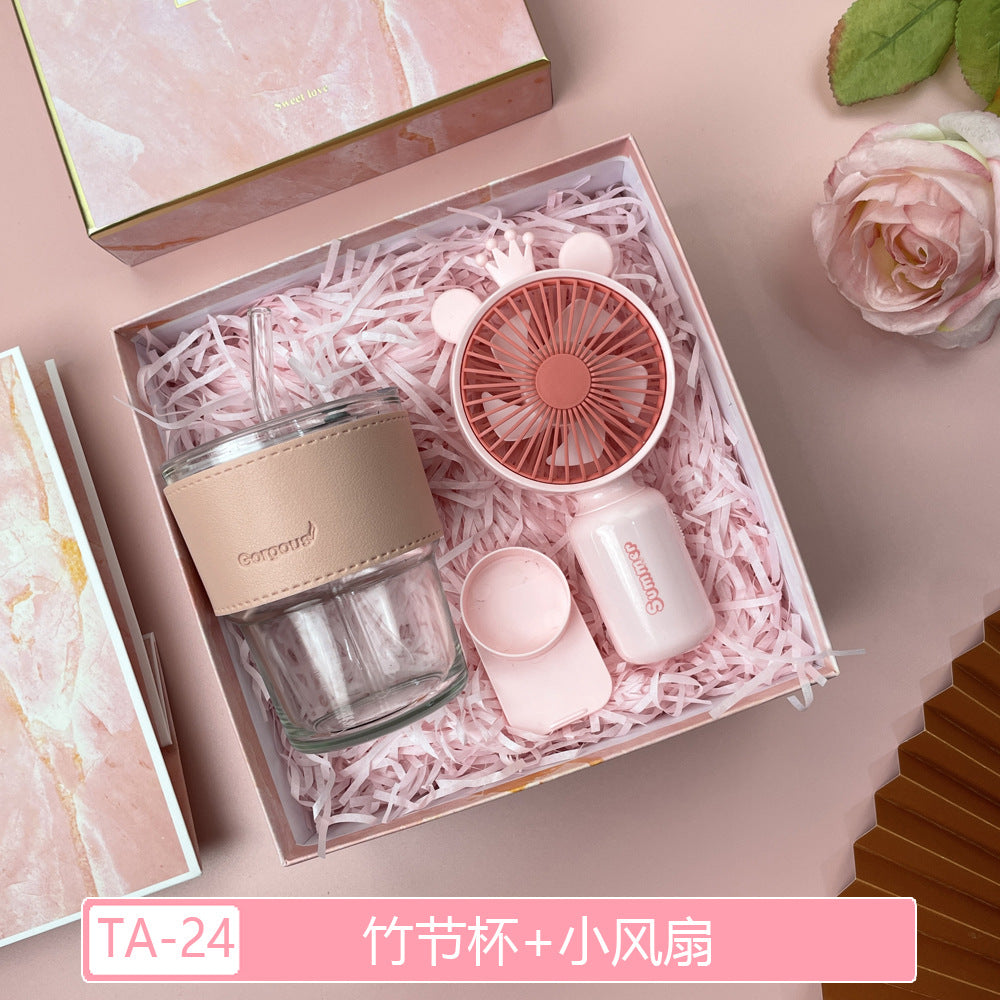 Teacher's Day Souvenirs, Practical Opening Gifts, Corporate Company Gifts for Female Employees and Customers, Cups, Creative Towel Gifts