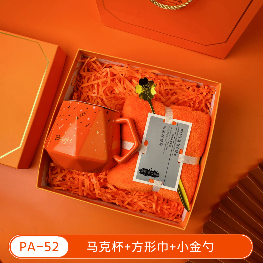 Teacher's Day Souvenirs, Practical Opening Gifts, Corporate Company Gifts for Female Employees and Customers, Cups, Creative Towel Gifts