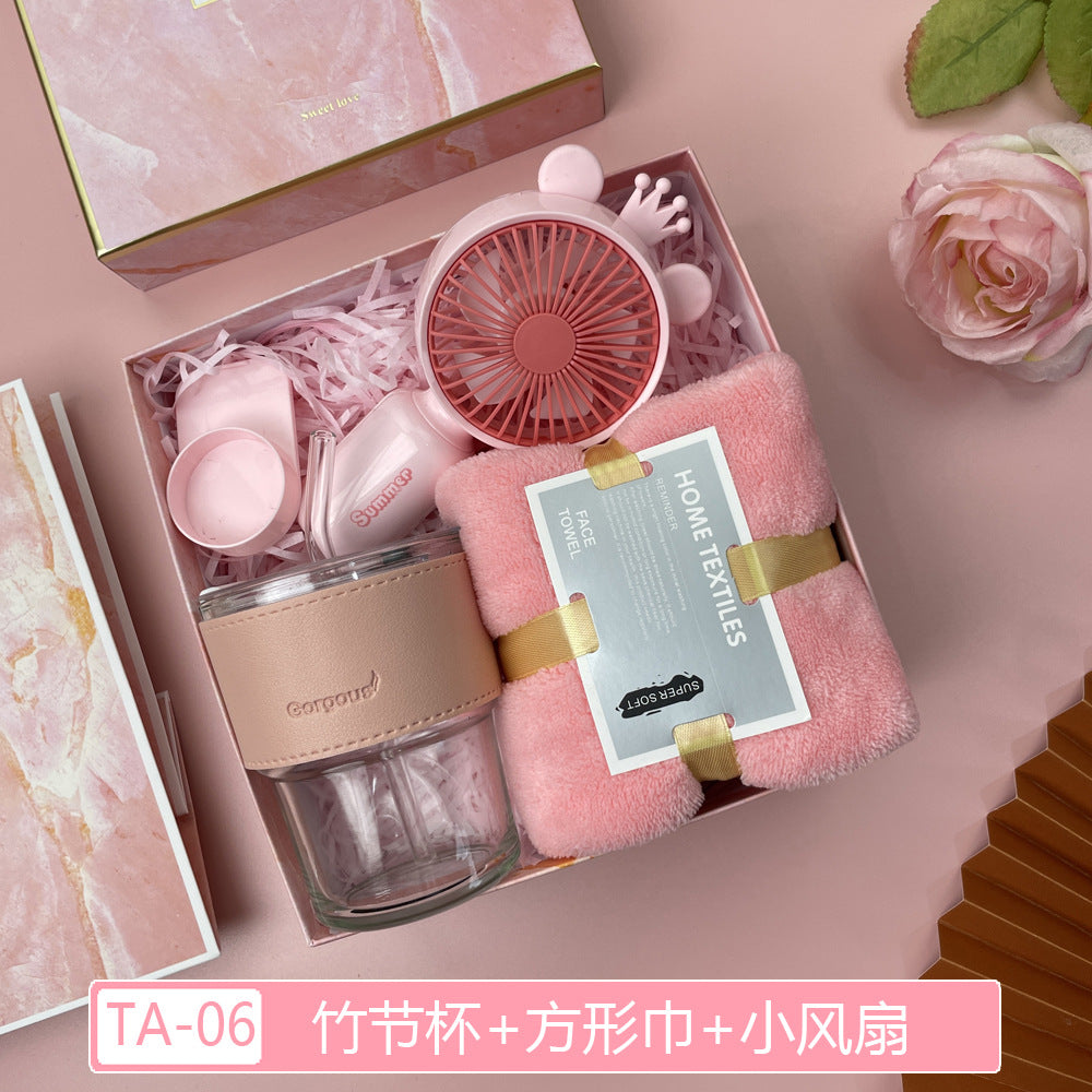 Teacher's Day Souvenirs, Practical Opening Gifts, Corporate Company Gifts for Female Employees and Customers, Cups, Creative Towel Gifts