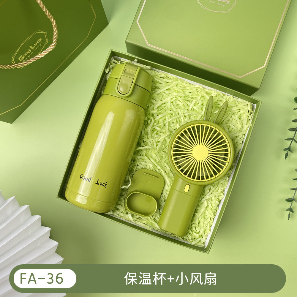 Teacher's Day Souvenirs, Practical Opening Gifts, Corporate Company Gifts for Female Employees and Customers, Cups, Creative Towel Gifts