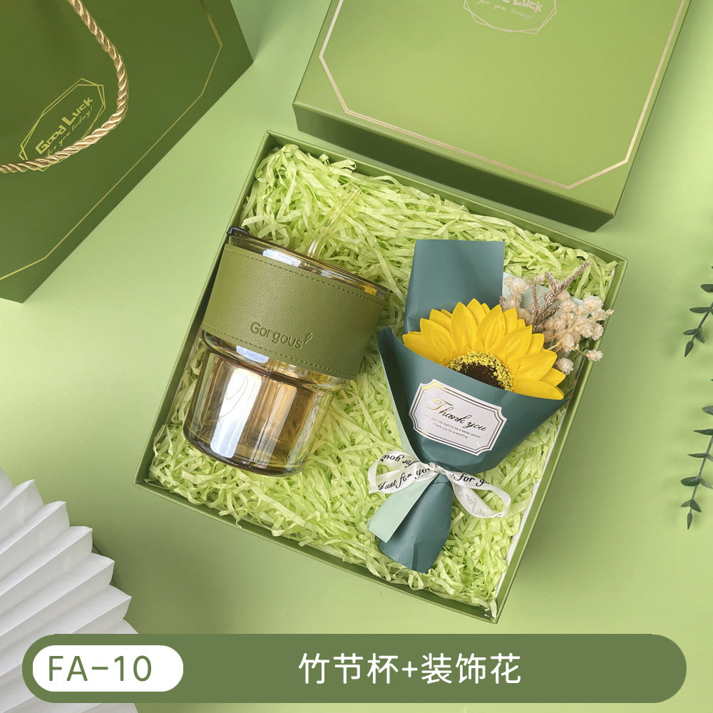 Teacher's Day Souvenirs, Practical Opening Gifts, Corporate Company Gifts for Female Employees and Customers, Cups, Creative Towel Gifts