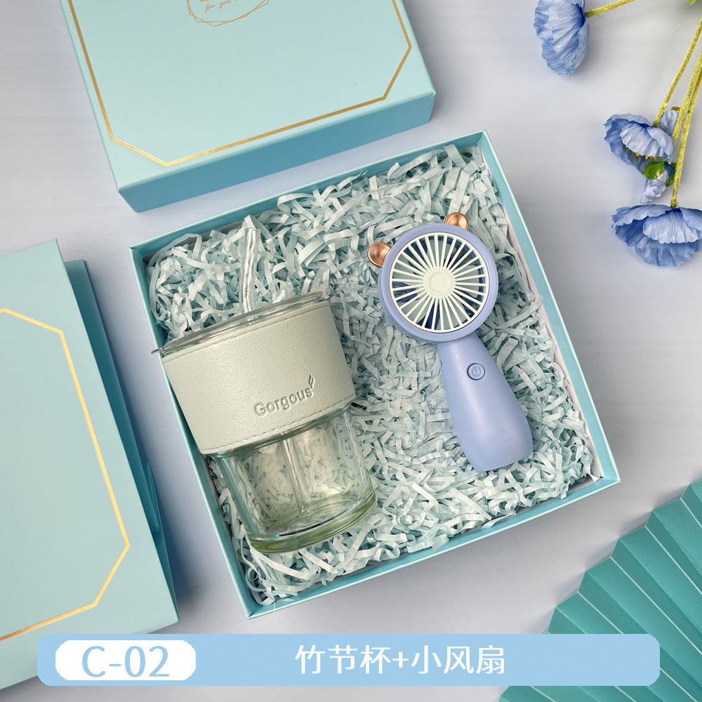 Teacher's Day Souvenirs, Practical Opening Gifts, Corporate Company Gifts for Female Employees and Customers, Cups, Creative Towel Gifts