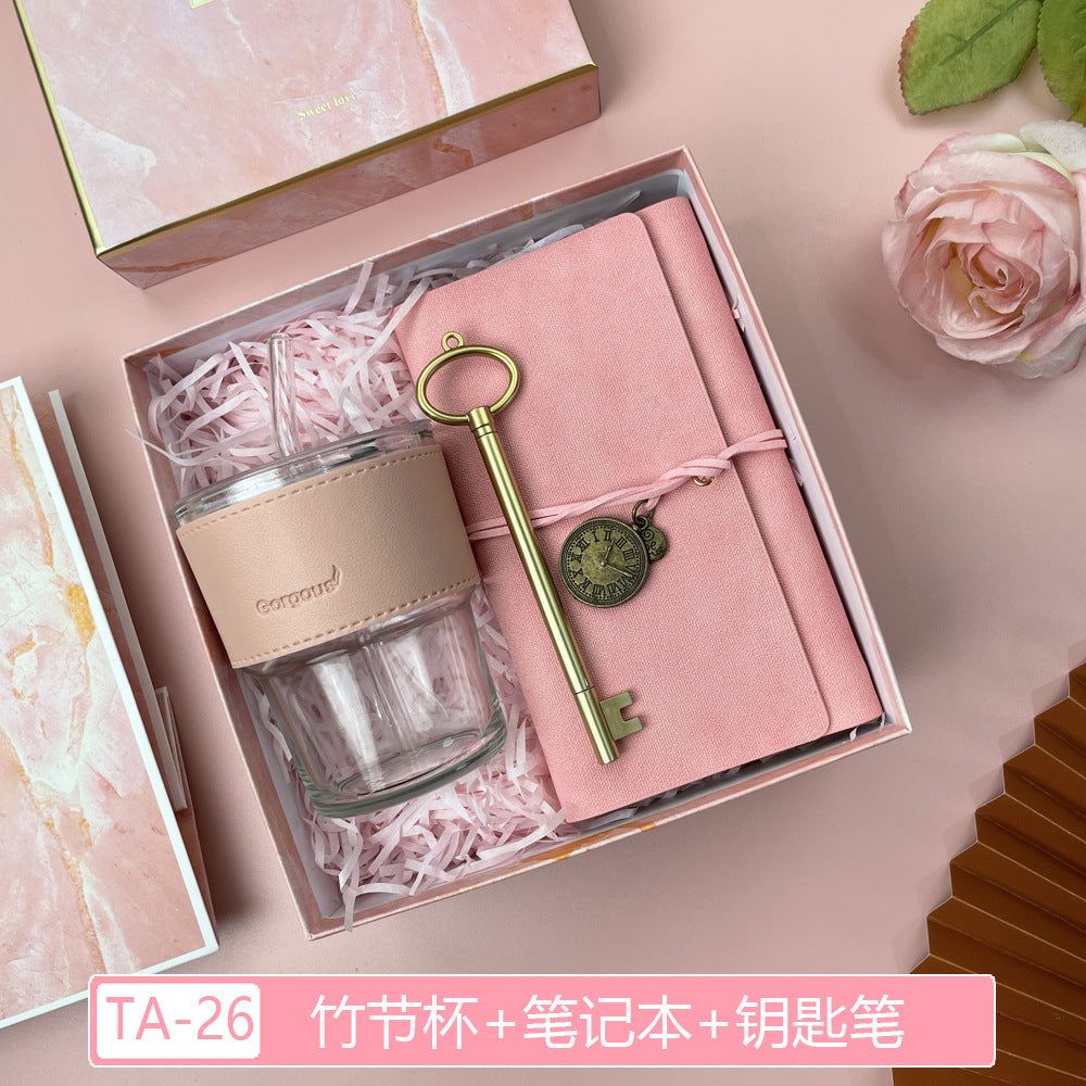 Teacher's Day Souvenirs, Practical Opening Gifts, Corporate Company Gifts for Female Employees and Customers, Cups, Creative Towel Gifts
