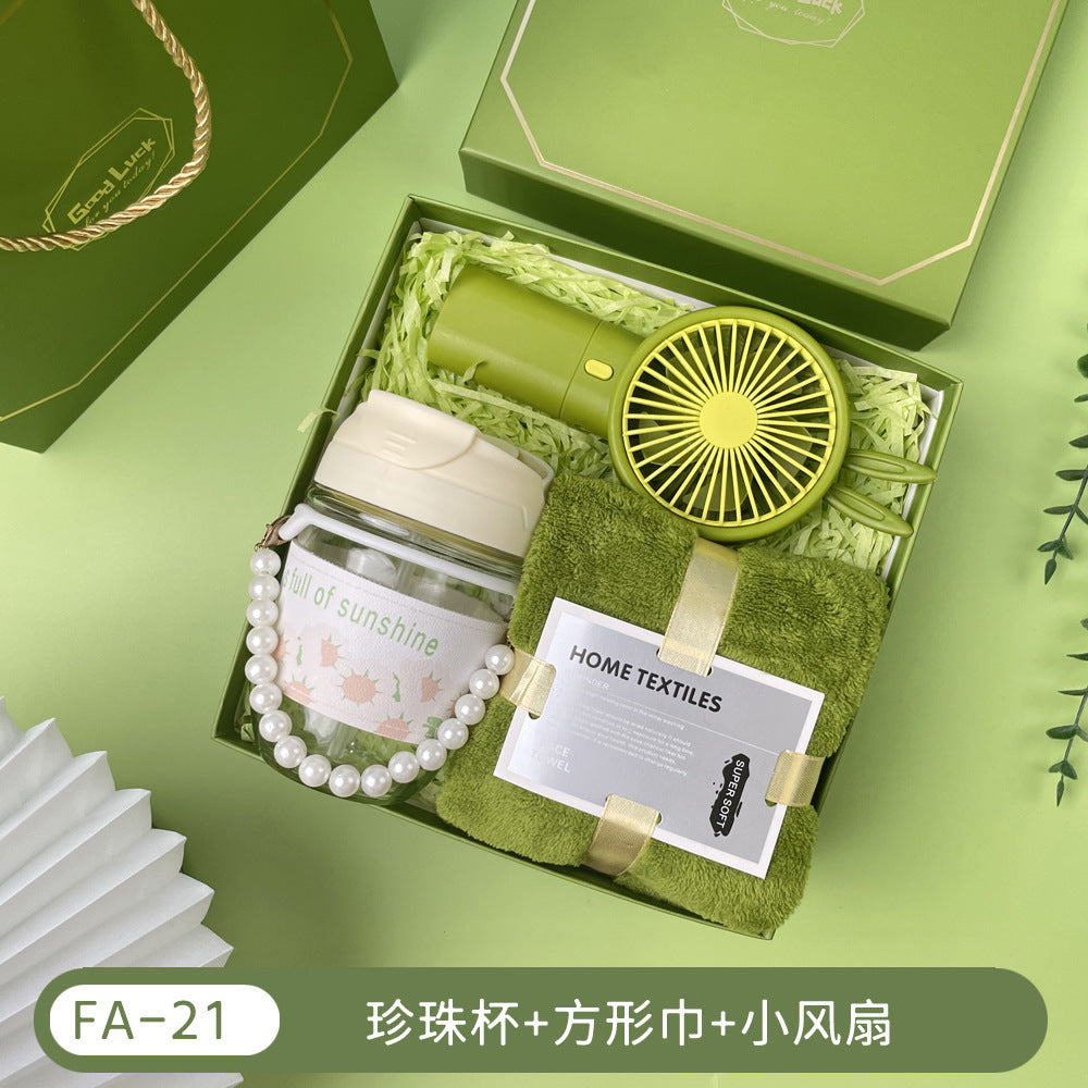 Teacher's Day Souvenirs, Practical Opening Gifts, Corporate Company Gifts for Female Employees and Customers, Cups, Creative Towel Gifts